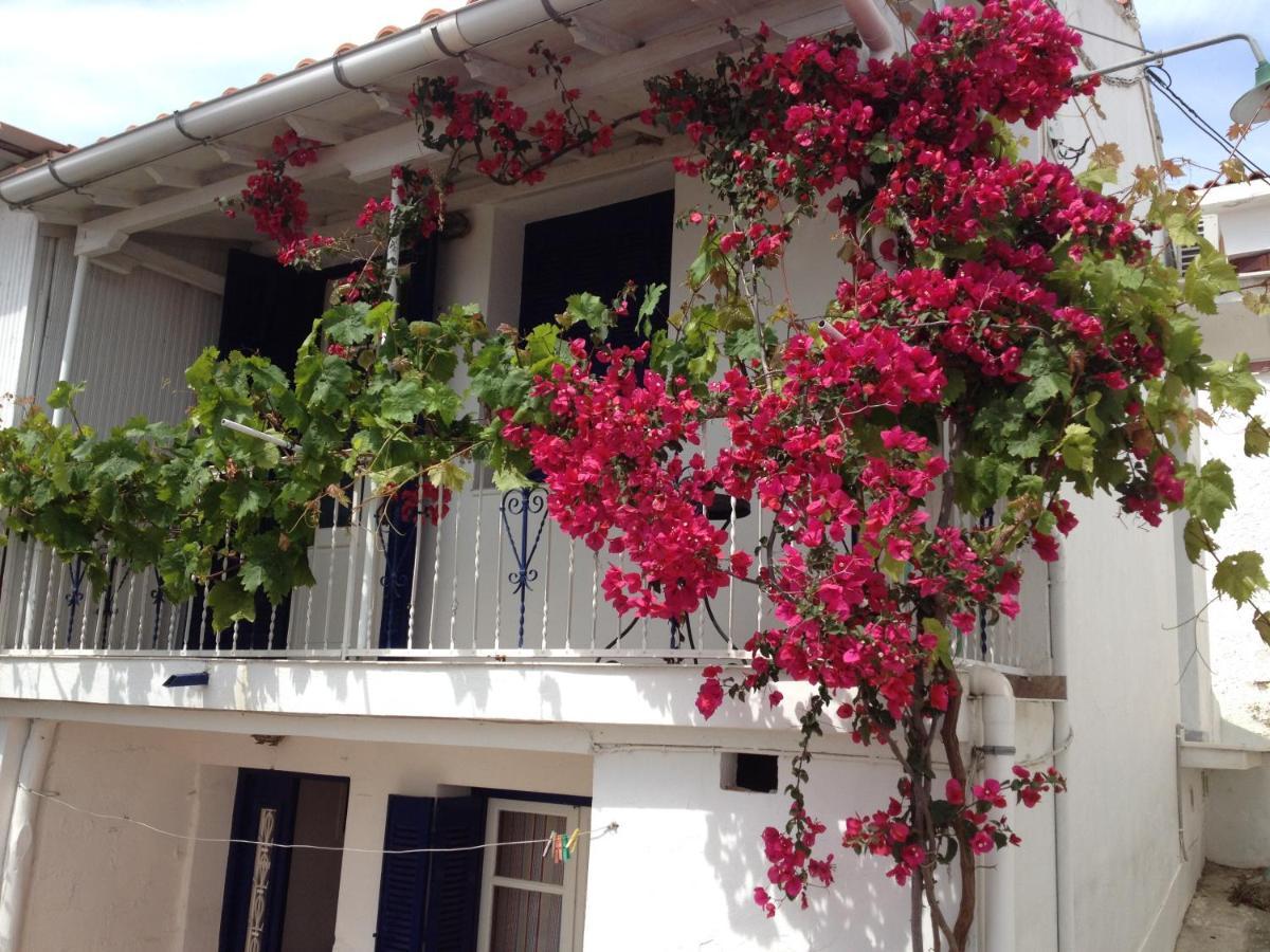 Viewtyhouse Vila Atheato Exterior foto